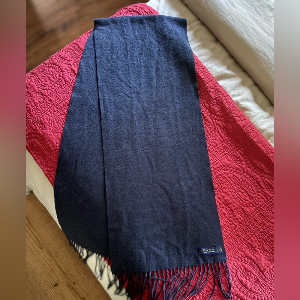 Club Room Navy Blue 100% Cashmere Scarf